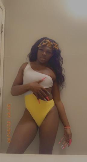 escort photo 4